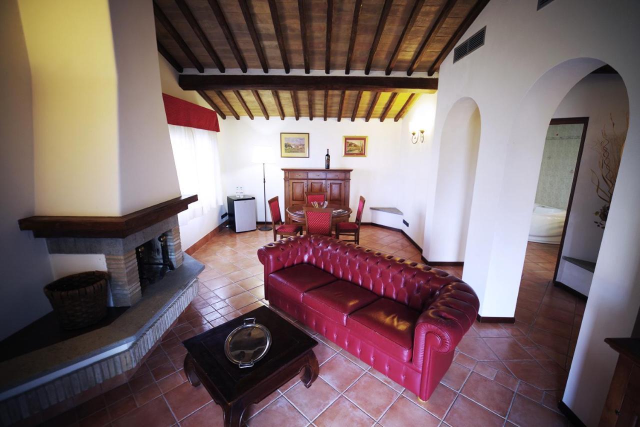 Hotel Ristorante Al Brunello Di مونتالشينو المظهر الخارجي الصورة