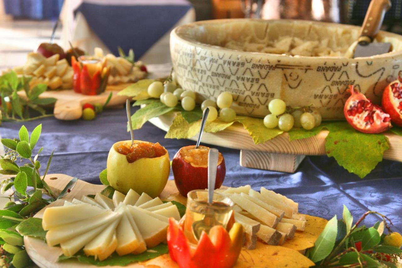 Hotel Ristorante Al Brunello Di مونتالشينو المظهر الخارجي الصورة